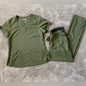 Greys Anatomy by Barco Spandex Stretch Olive Green Scrub Set Large Tall